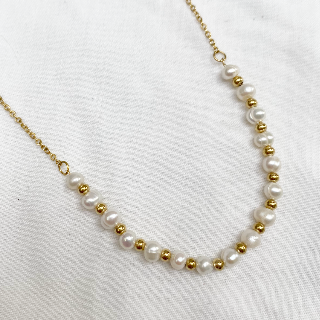 half pearls ketting