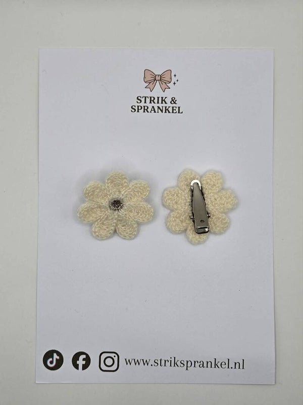 Alligator speldje bloem teddy wit