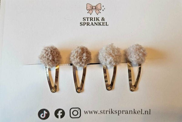 Setje haarspeldjes pluche bolletjes