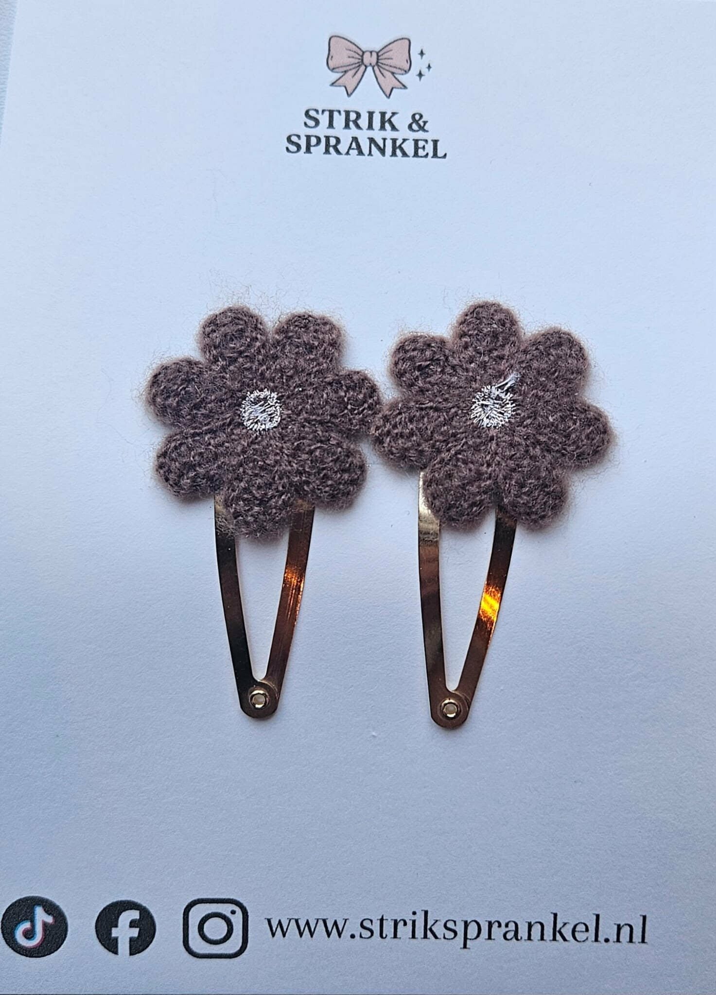 Haarspeldje bloemetje bruin wol