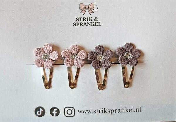Setje haarspeldjes kleine bloemetjes