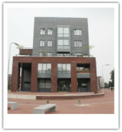 Het gebouw van Peters Verzekeringen
