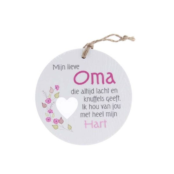 Omschrijving / Piece of My Heart - PH08 - Keramieke hanger - Lieve Oma…. Altijd lacht en knuffels geeft