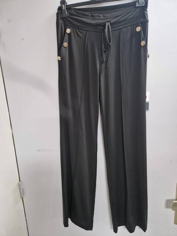 Zwarte broek met Goude afwerking knopen