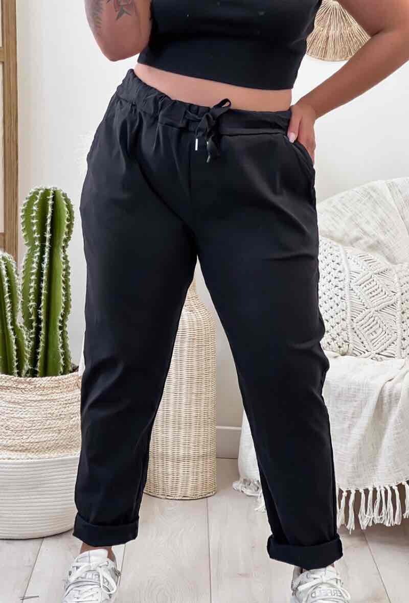 Pantalon magique noir jusqu'au 54