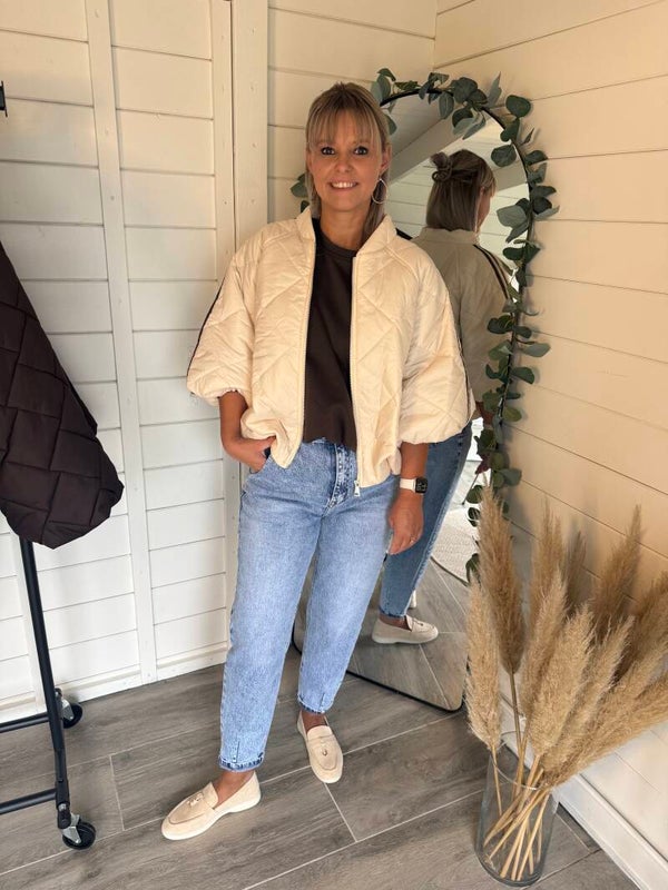 Liva Bomber – Beige