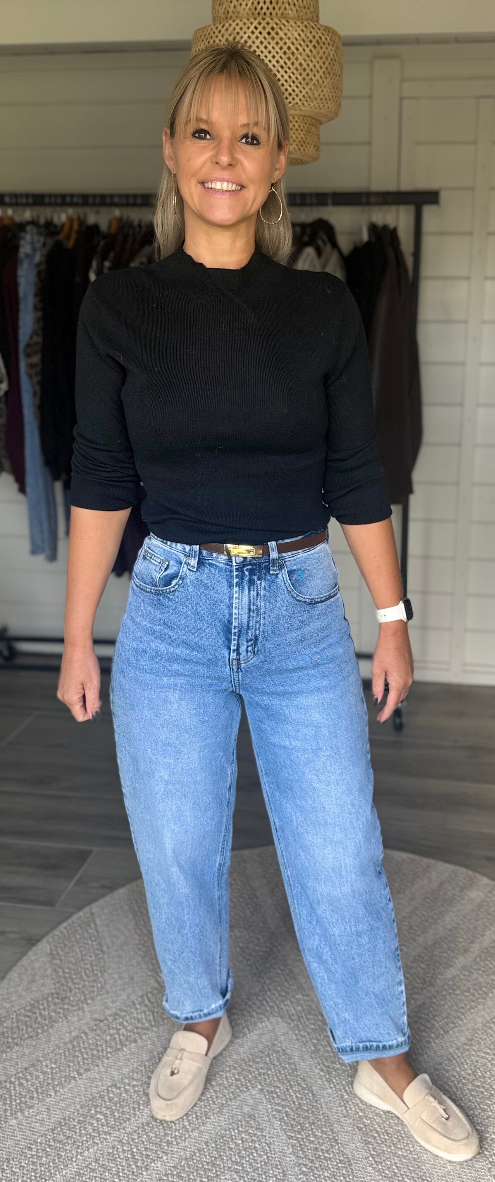 Romy Relaxed Barrel Jeans – Light Blue 🩵