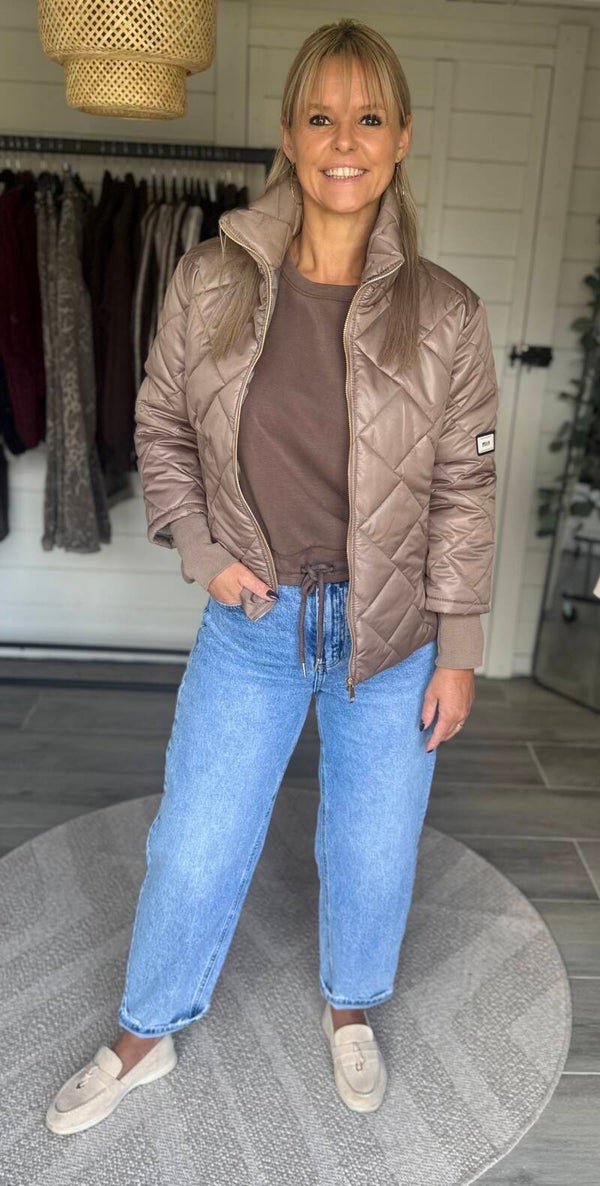 Amélie Quilted Jacket – Taupe
