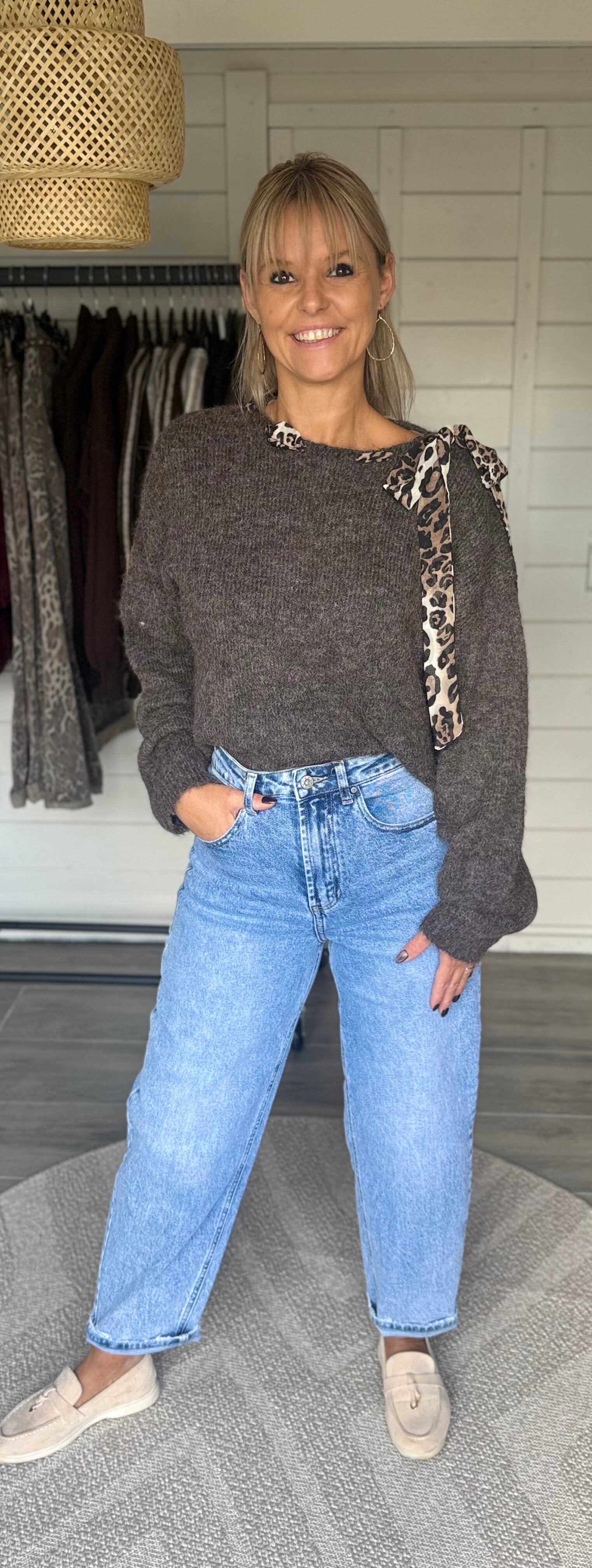 Jade Leopard Knit – Taupe