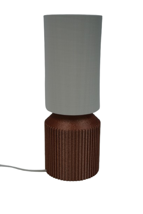 Tischlampe im Rillen-Design