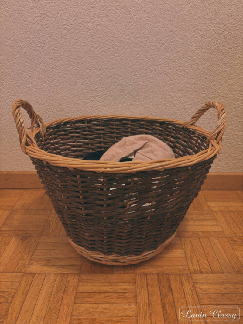 ffc4ac00-e9f9-465f-842f-678a72b30358-standard.jpg
