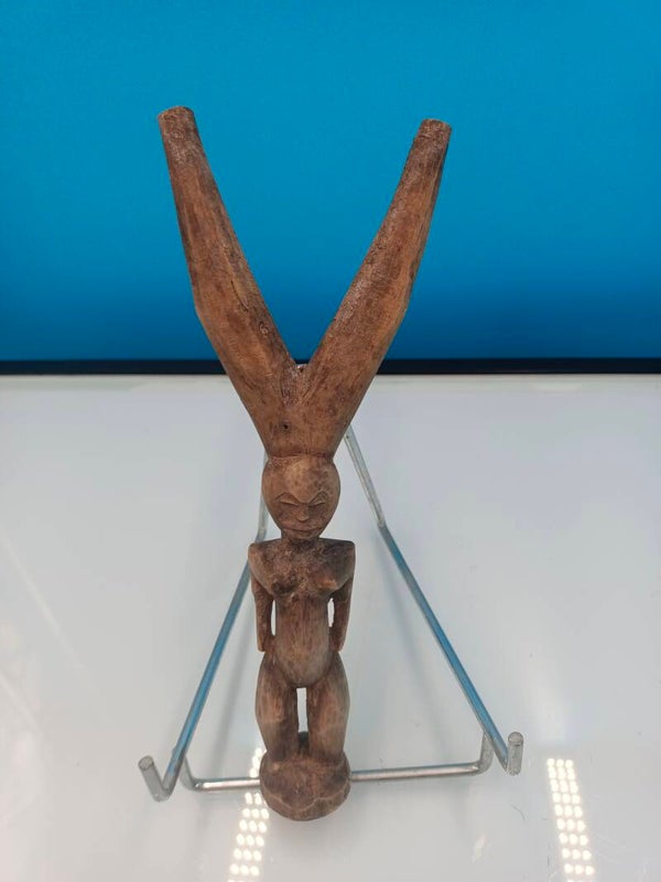 Lance-pierre anthropomorphe Mumuye Nord (vallée de la Benue, Nigéria)