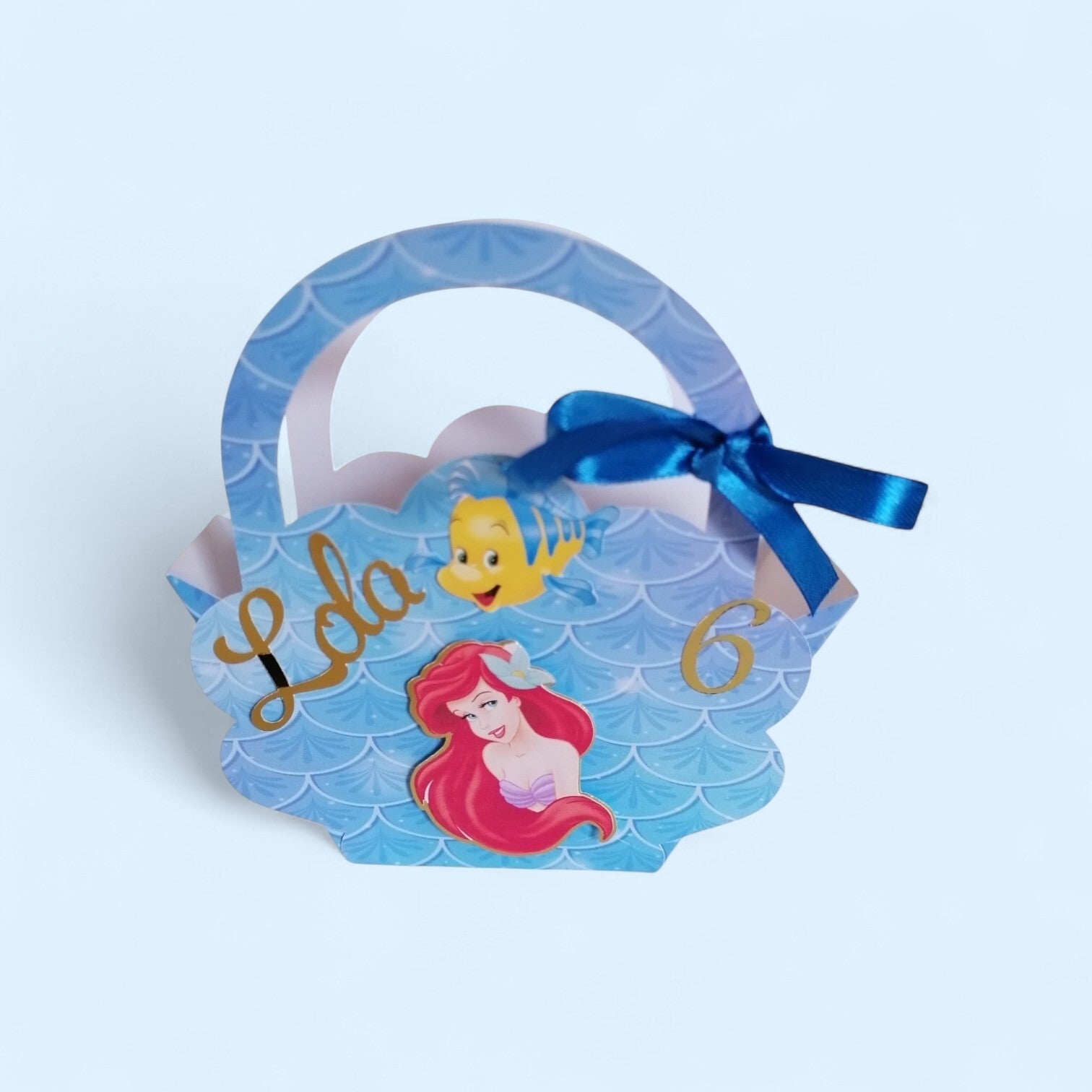 Boite Ariel pack de 8 unités