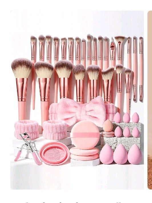 PREMIUM MAKE UP SETS