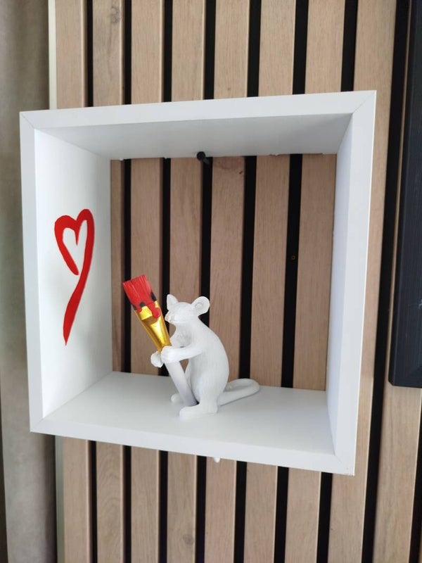LOVE BANKSY SCULPTURE 3D