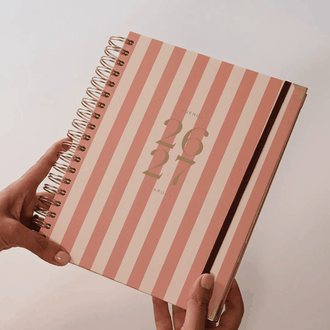 Agenda diaria 2027. Panamera Pink. Grande