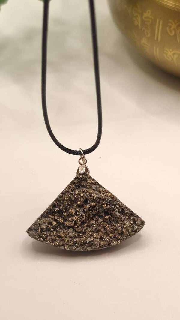 Colgante de pirita