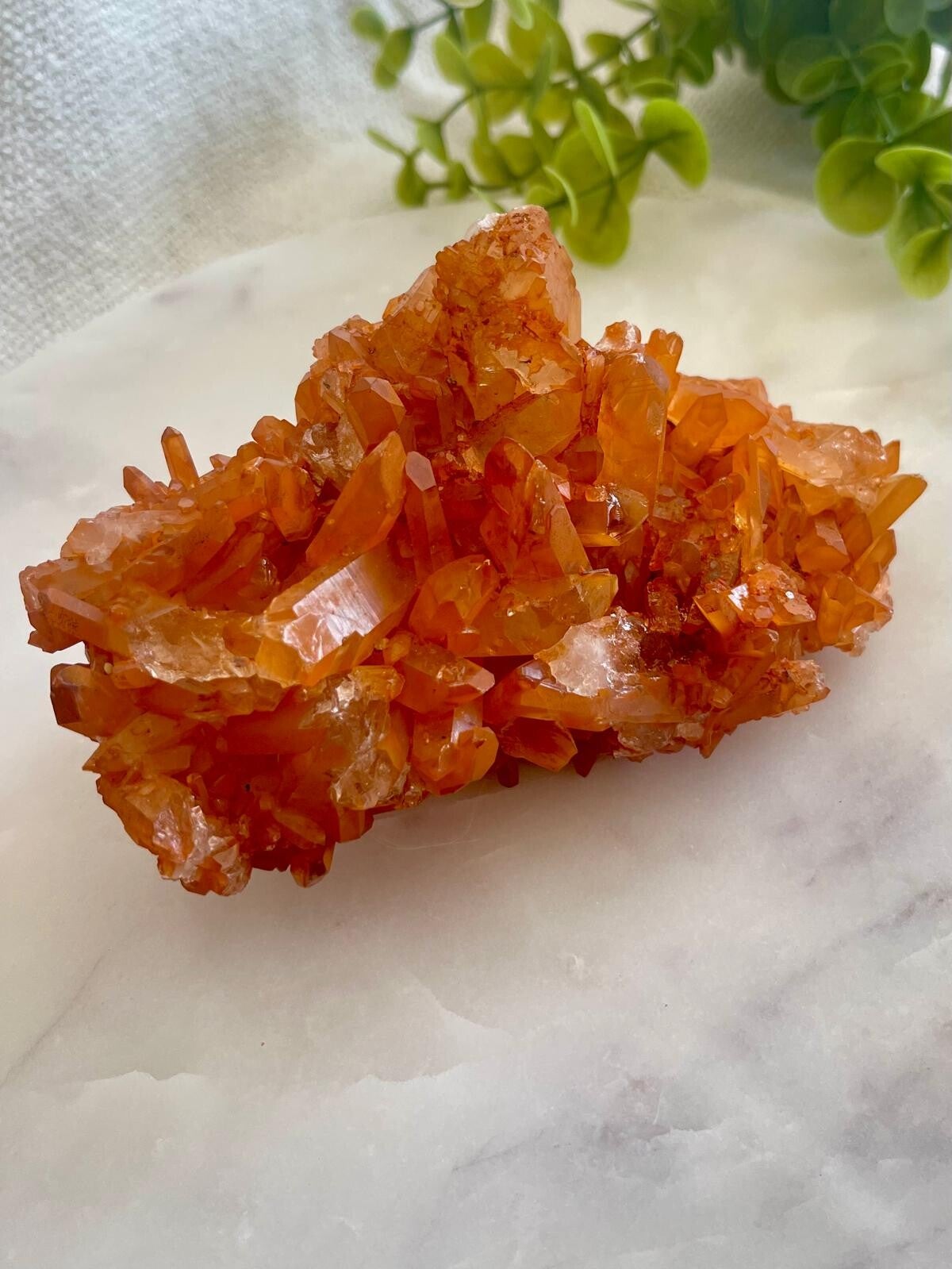 Drusa de cuarzo mandarina · Pieza única