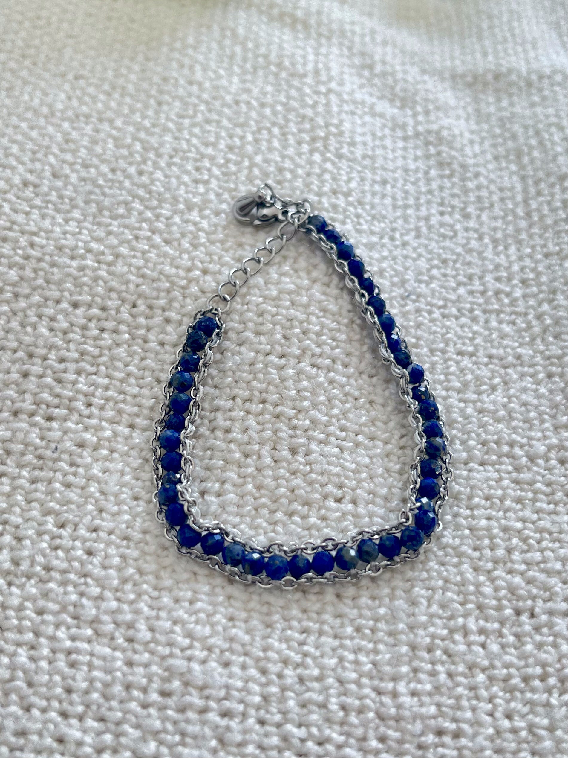 Pulsera de lapislázuli azul