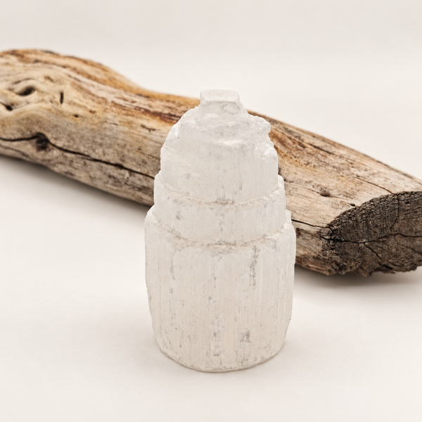 Mini torre de selenita · 6 cm