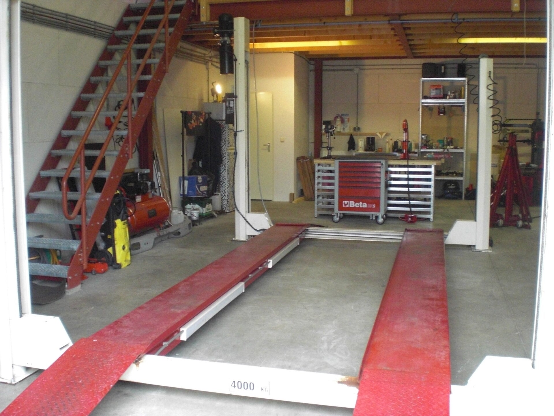 Hefbrugverhuur per uur in Nijverdal