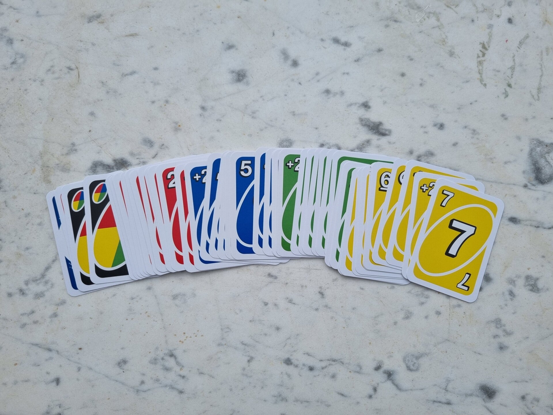 Cheetos uno version pocket