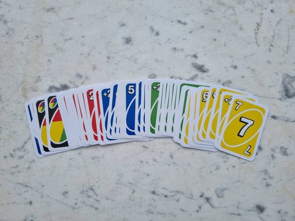 Cheetos uno version pocket