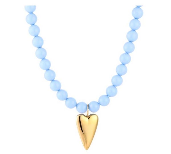 Kralen ketting lichtblauw met goudkleurig hart