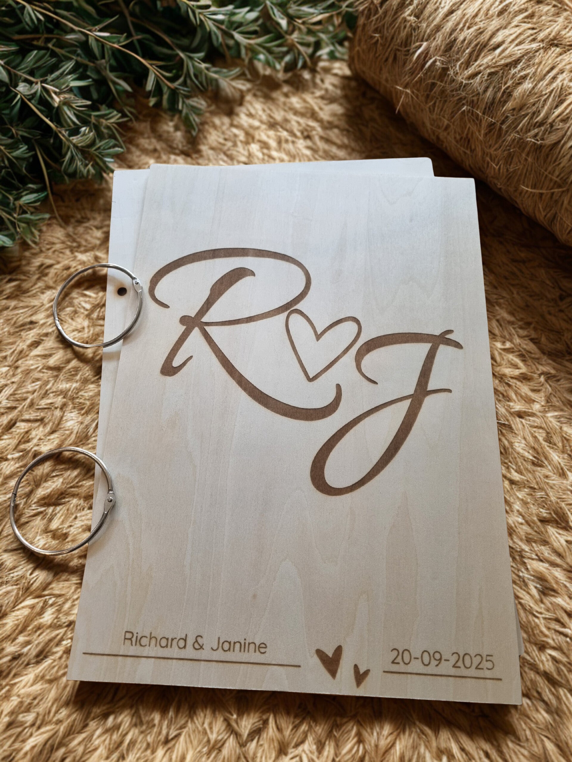 Houten gastenboek