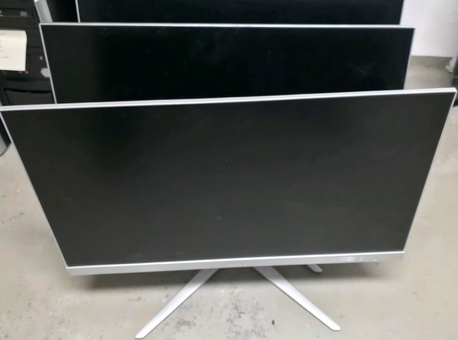 TERRA ALL IN ONE PC 24 ZOLL i3 1115G4 8GB RAM 512GB M.2 SSD WIN 11