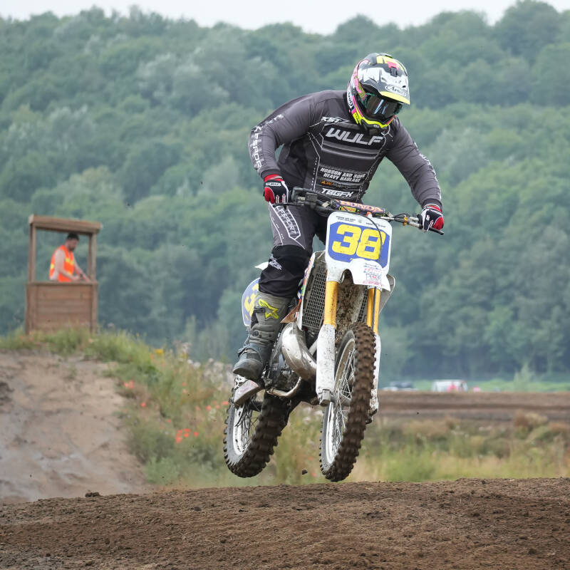 dsc00036-standard-tt73r7.jpg