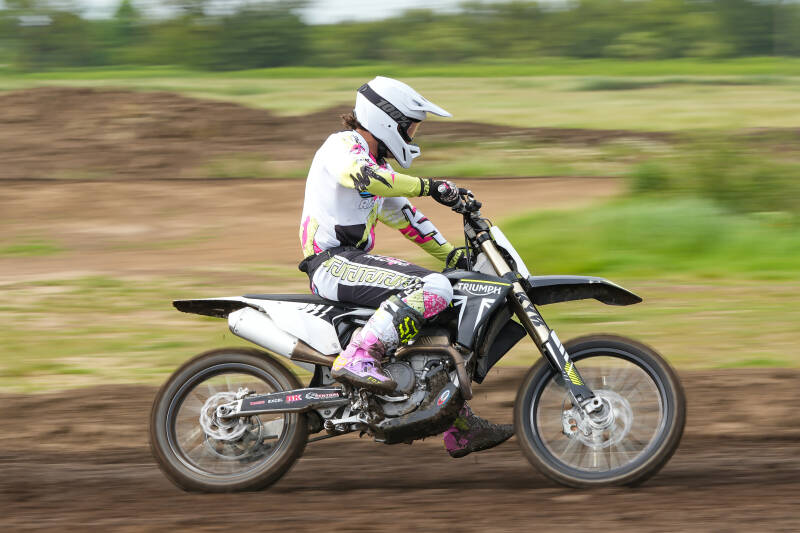 dsc01234-standard.jpg