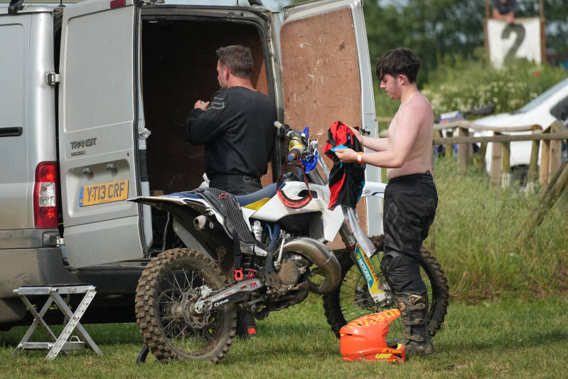 dsc01691-standard-z5vj2p.jpg