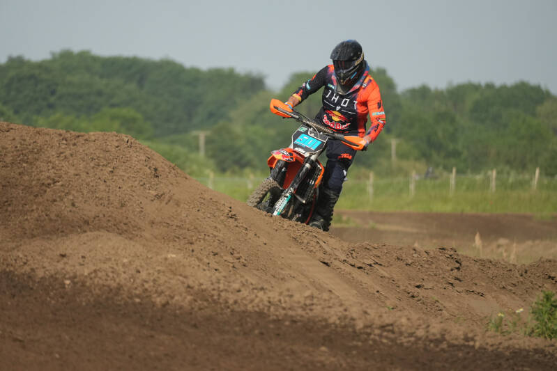 dsc01901-standard-mxc173.jpg