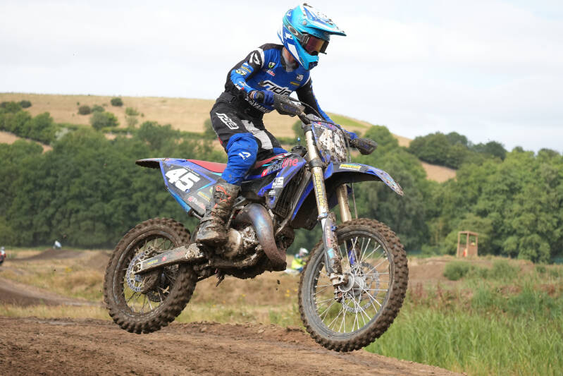 dsc01959-standard-chntry.jpg