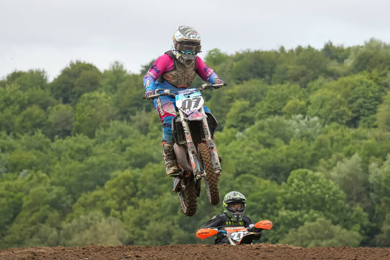dsc02102-standard-7qz35b.jpg