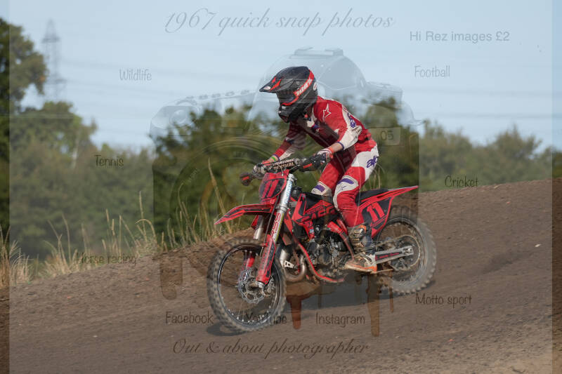 dsc02454-standard-fzwlqs.jpg