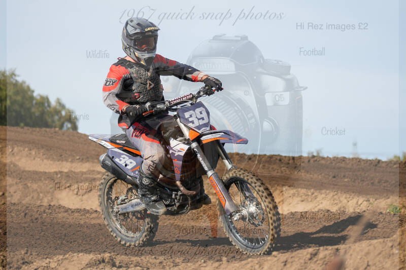 dsc02565-standard-3tdn3v.jpg