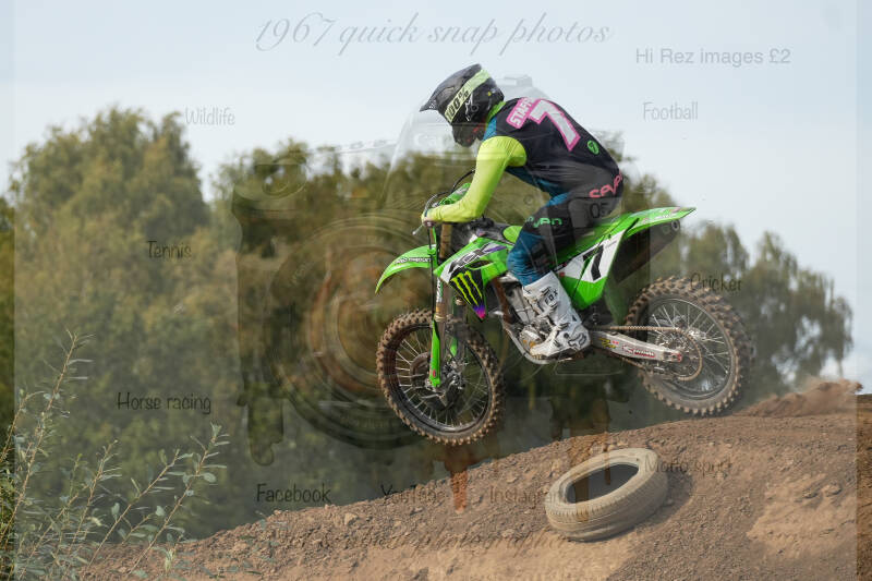 dsc02705-standard-x7u4pp.jpg