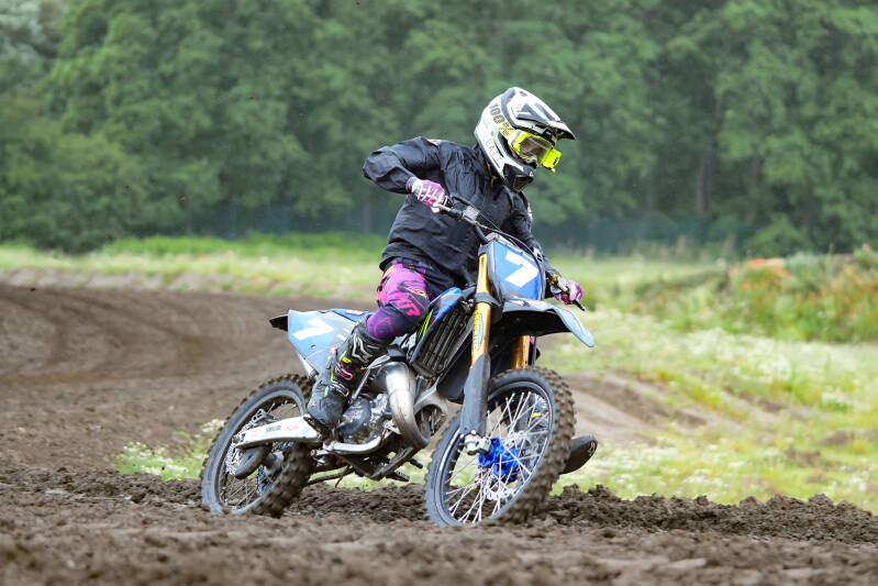 dsc03715-standard-h5w1vy.jpg
