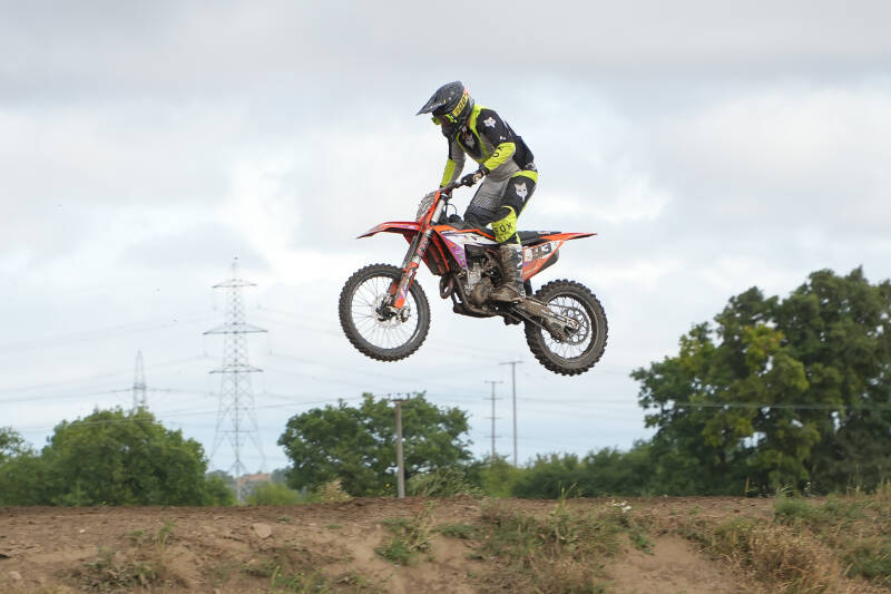 dsc04097-standard.jpg