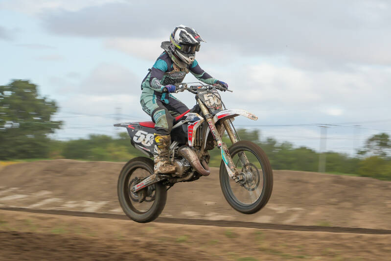 dsc04561-standard.jpg
