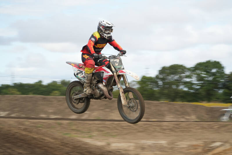 dsc04577-standard-ydtnxa.jpg