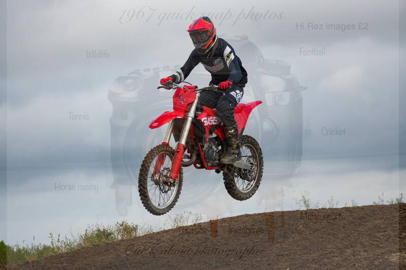 dsc05642-standard.jpg