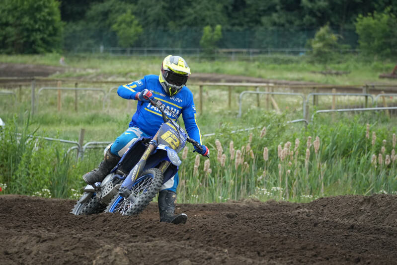 dsc05703-standard.jpg
