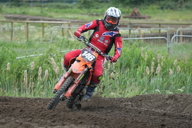 dsc05711-standard-cyo7ha.jpg