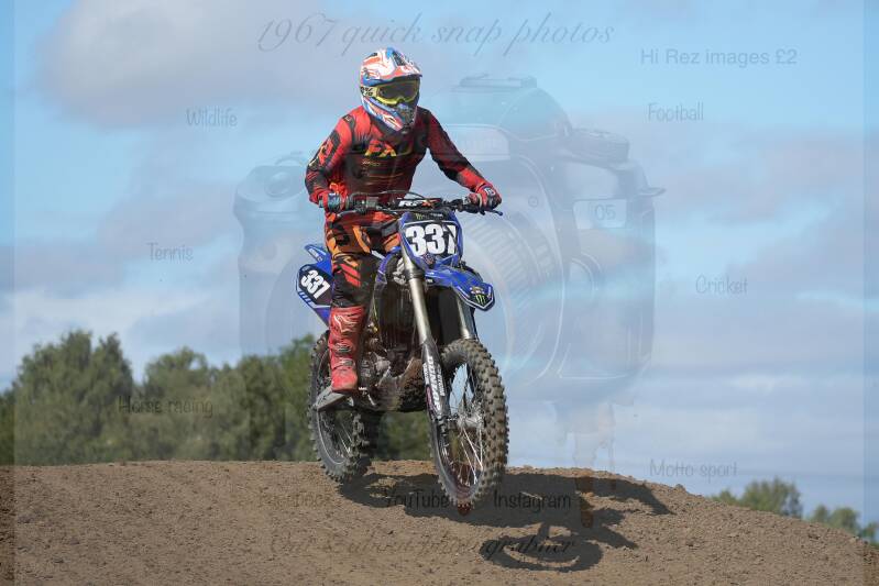 dsc06225-standard-xwtamq.jpg