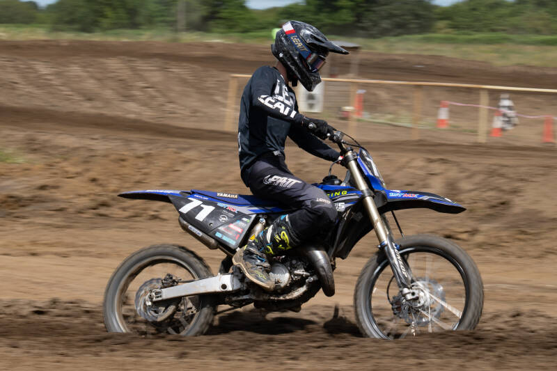 dsc07412-standard.jpg