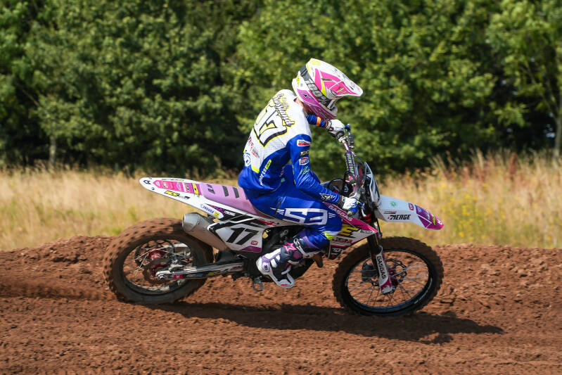 dsc07481-standard.jpg