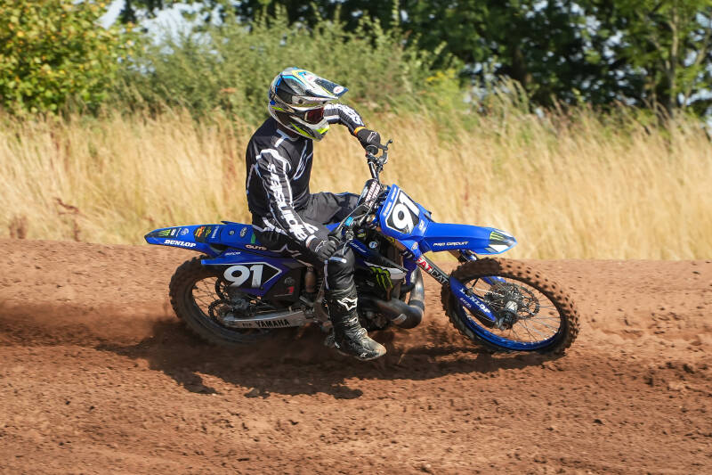 dsc07502-standard.jpg